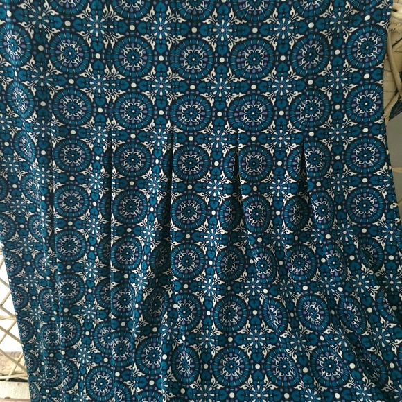 Max Studio Blue Mandala Print Dress, size medium - Picture 4 of 4